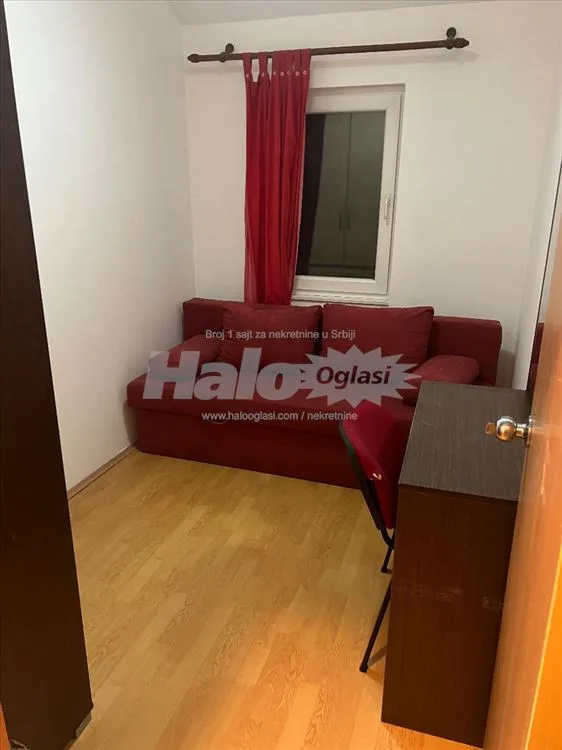 Izdajem stan — 8