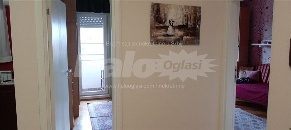 Izdajem stan na Altini — 9
