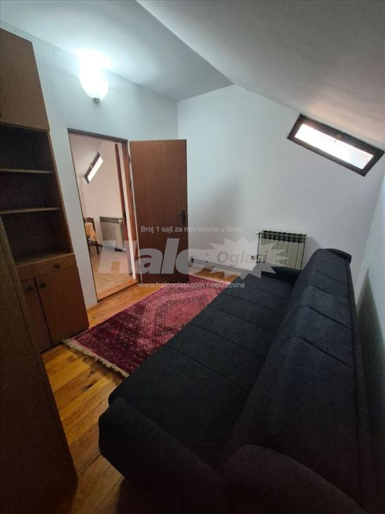 Izdajem stan na Banjici kod TC Banjica — 14