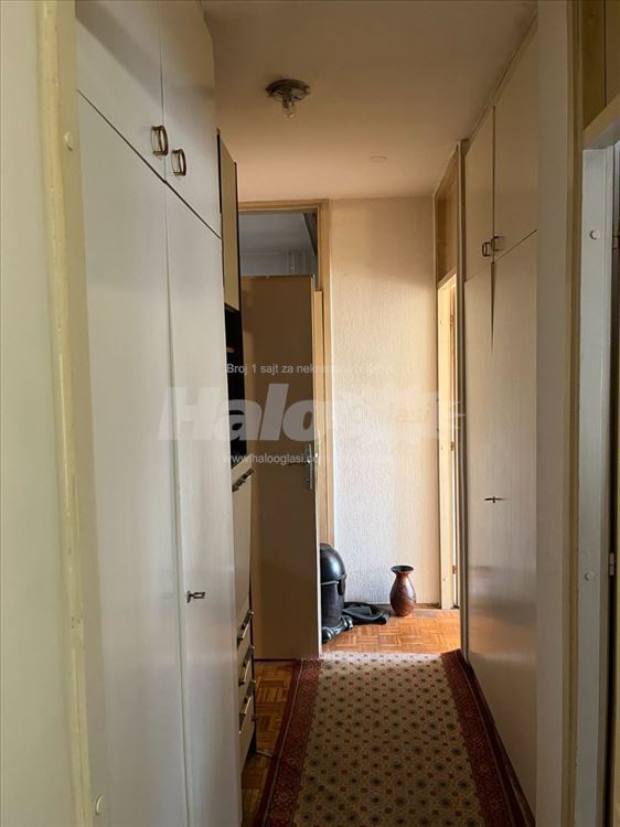 Izdajem stan na Banjici — 2