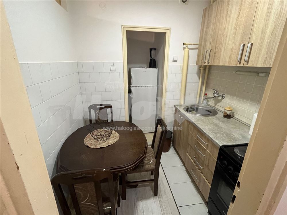 Izdajem stan na Fontani-Otona Župančića 12 — 5