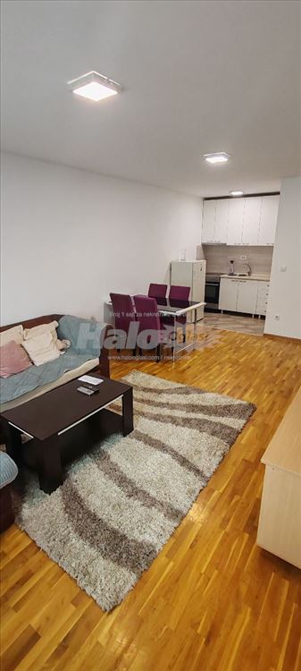 Izdajem stan na Ledina kod okretnice 41m2 — 2