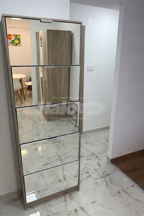 Izdajem stan na Novom Beogradu, kod Arene blok 30 — 6