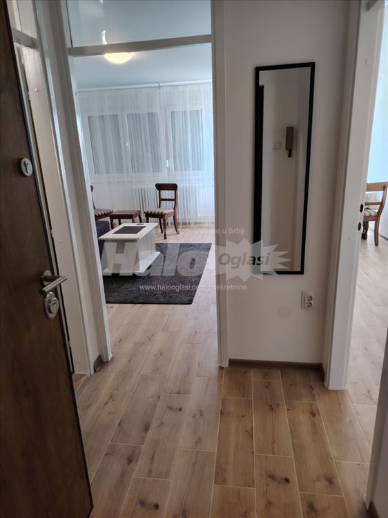 Izdajem stan na Novom Beogradu u Gramsijevoj — 4