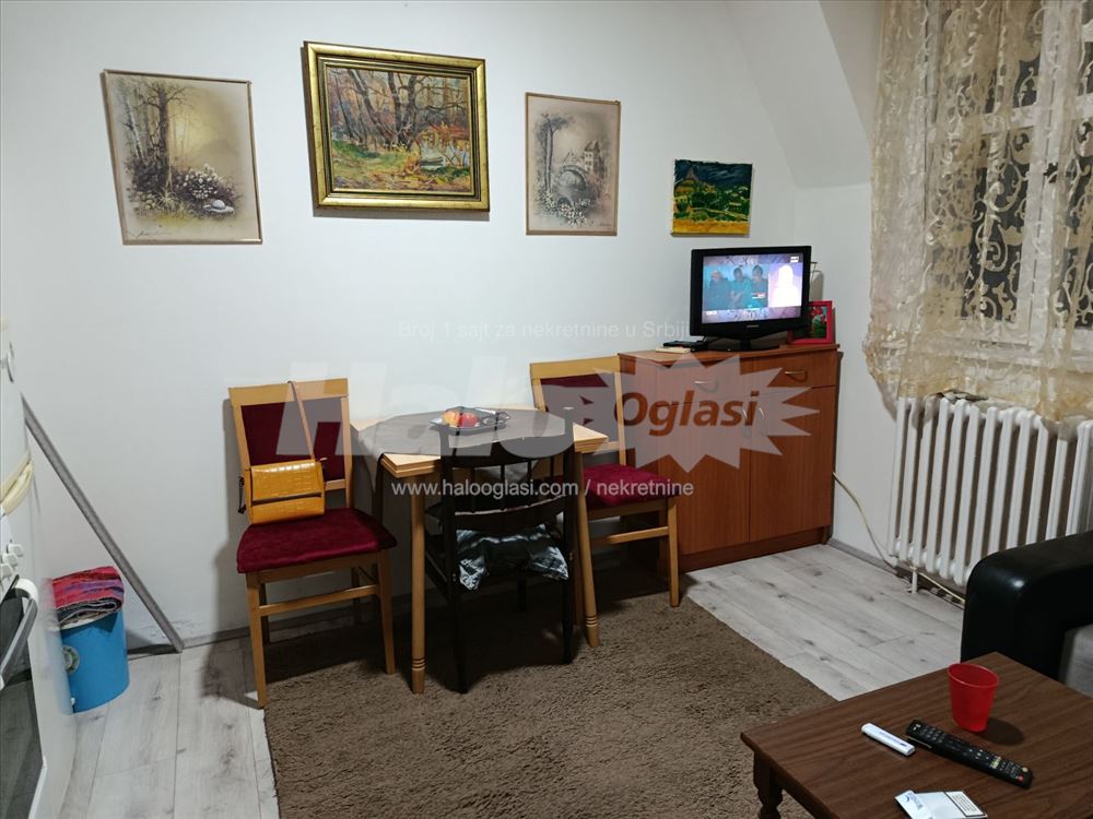 Izdajem stan na Čukaričkoj Padini — 3