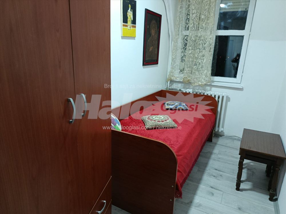 Izdajem stan na Čukaričkoj Padini — 4