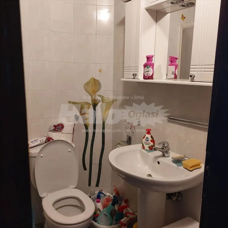 Izdajem stan na Vidikovcu — 6
