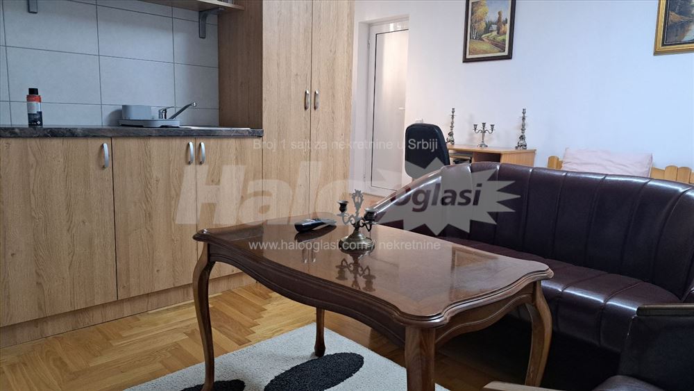 Izdajem stan na Vracaru-vlasnik — 4