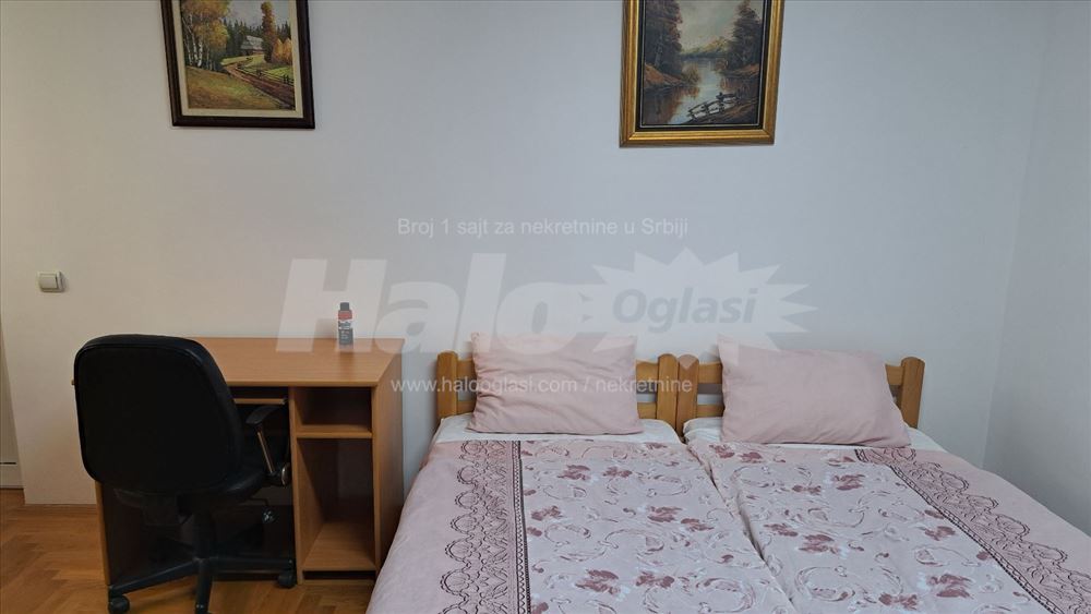 Izdajem stan na Vracaru-vlasnik — 12