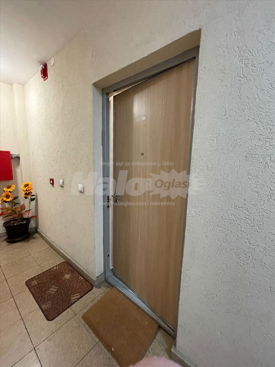 Izdajem stan na Zvezdari u blizini Gradske bolnice — 8