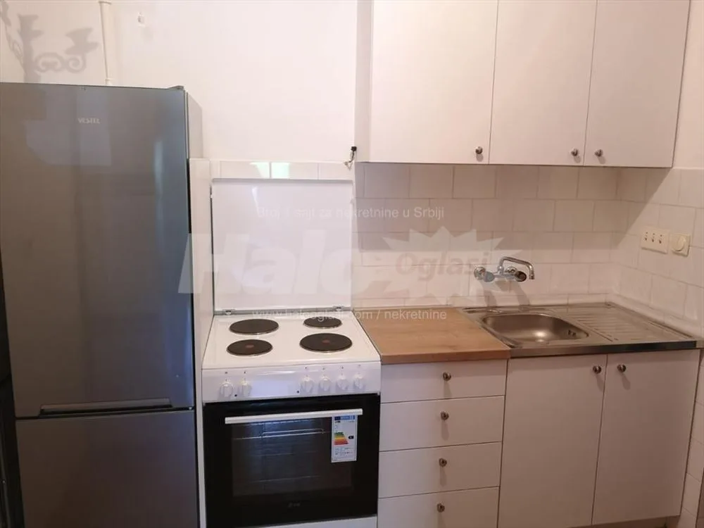 Izdajem stan od 32m2 na Vidikovcu — 11