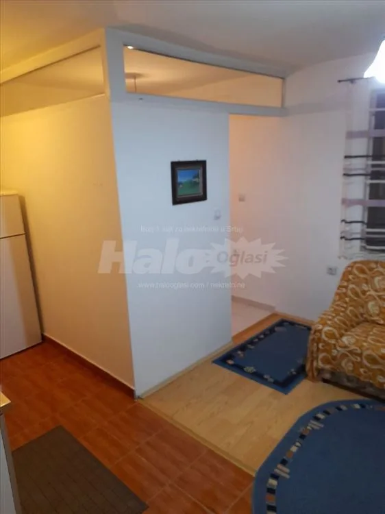 Izdajem stan od 42m2 u Surčinu, tel: 069/150-9280 — 8