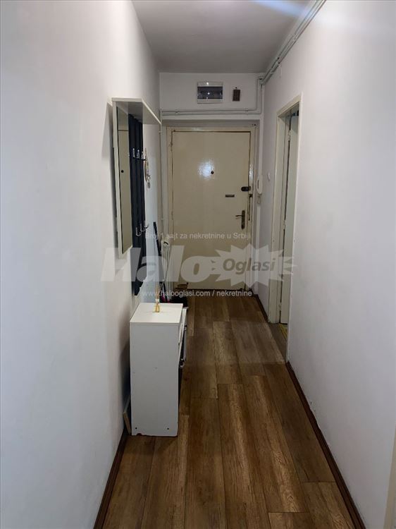 Izdajem stan Preševska 77,Beograd,42m2 — 9