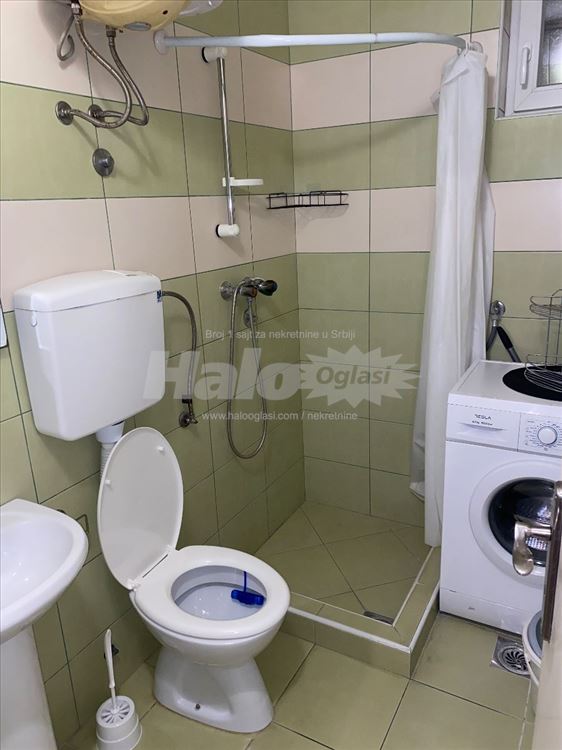 Izdajem stan Preševska 77,Beograd,42m2 — 14