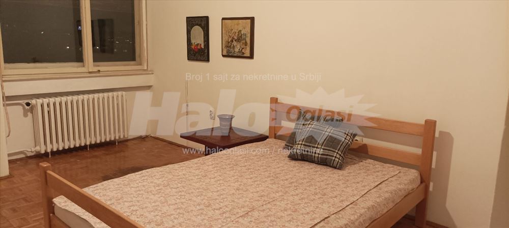 Izdajem stan u bloku 45 — 13