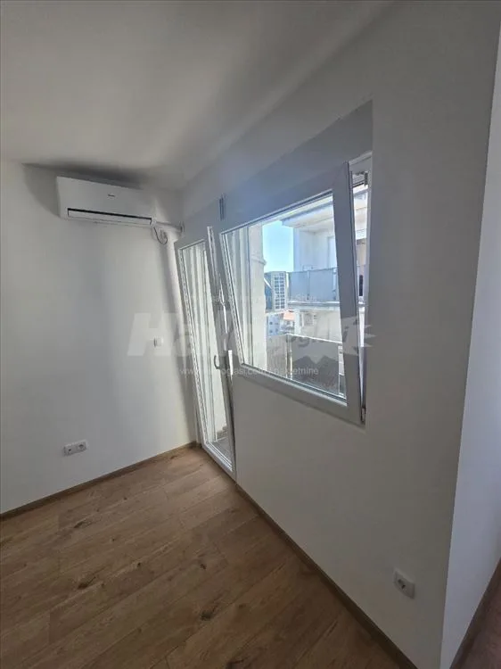 Izdajem stan u Borči, JNA, 45m2 — 4