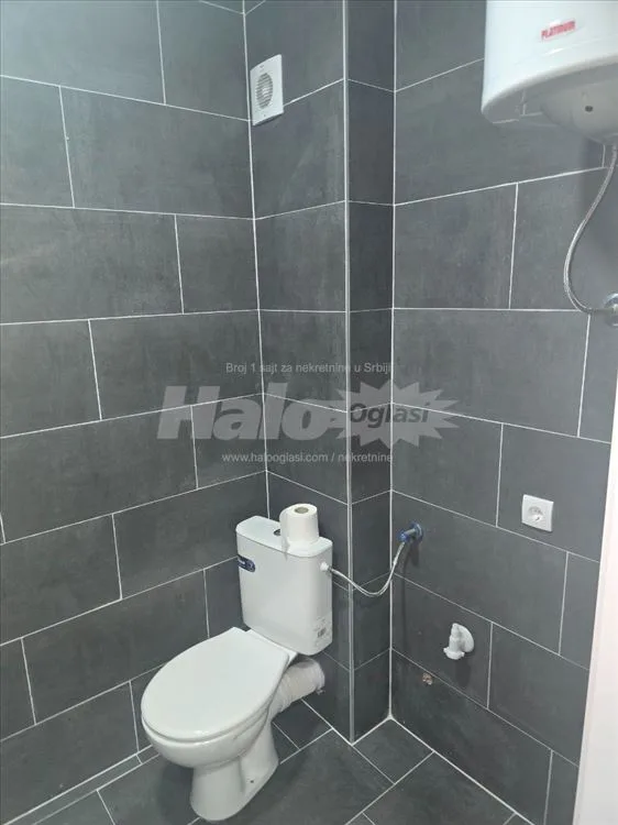 Izdajem stan u Borči, JNA, 45m2 — 12
