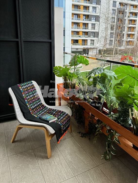Izdajem stan u Central Gardenu, Beograd — 4