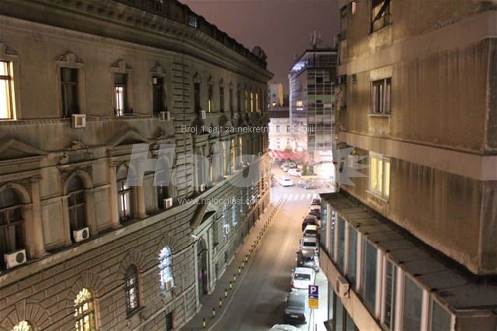 Izdajem stan u centru Beograda — 2