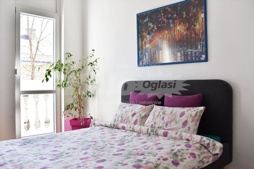 Izdajem stan u centru Beograda u Dositejevoj ulici — 8