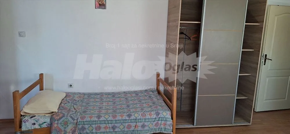Izdajem stan u centru Lazarevca — 9