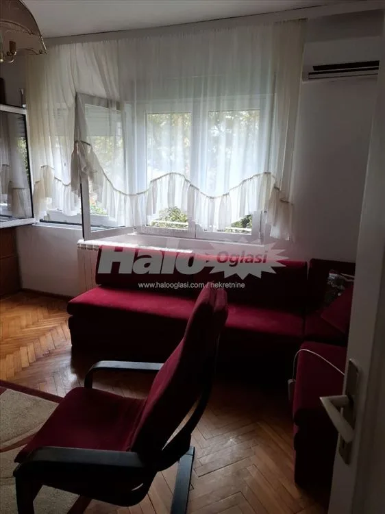 Izdajem stan u centru Profesorska kolonija — 3