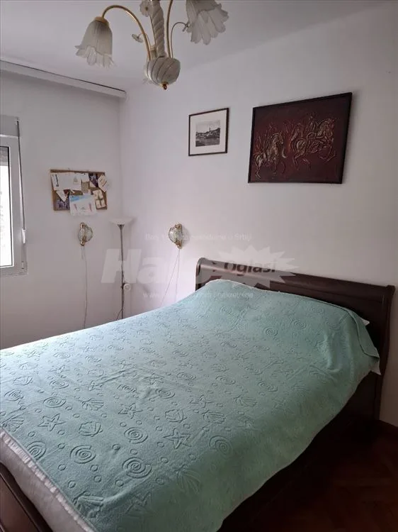 Izdajem stan u centru Profesorska kolonija — 7