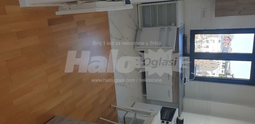 Izdajem stan u Dimitrija Tucovića 25 od 30m2 — 5