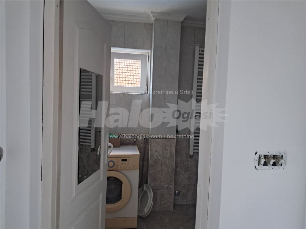 Izdajem stan u Železniku - 50m2 — 4