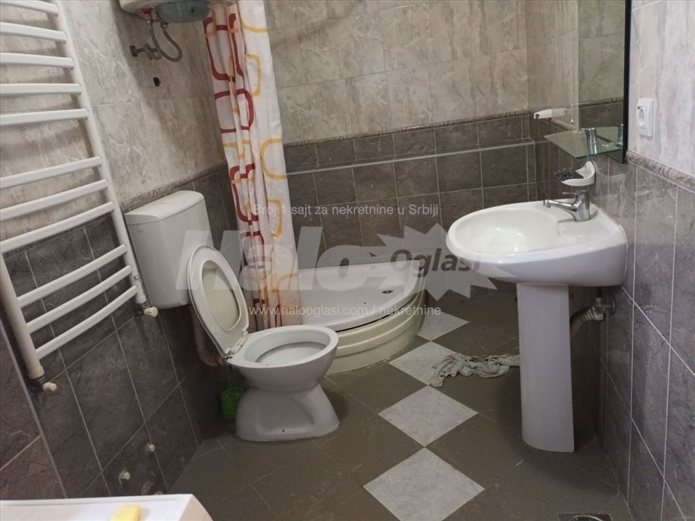 Izdajem stan u Železniku - 50m2 — 8