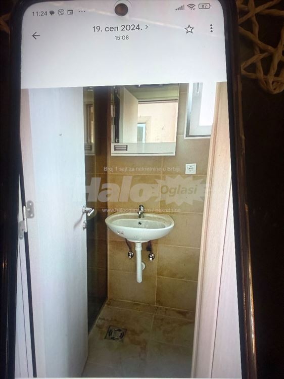 Izdajem stan u kuci posebnoj kuci u dvoristu — 6