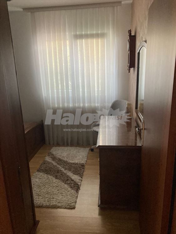 Izdajem stan u kuci u Jajincima-ukljucene rezije — 6