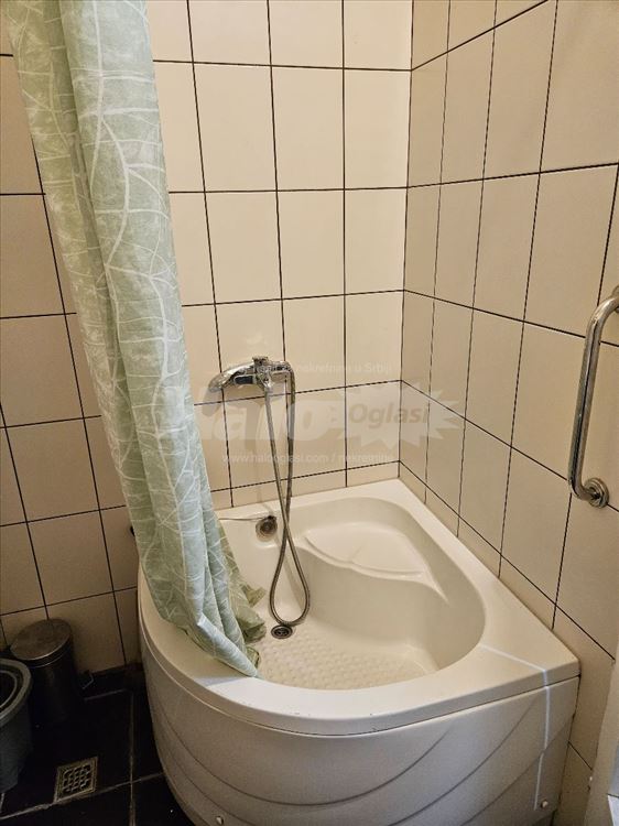 Izdajem stan u Kumodražu u okviru porodične kuće — 4