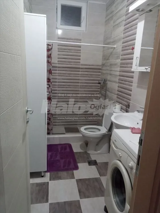 Izdajem stan u Novom Surčinu — 4