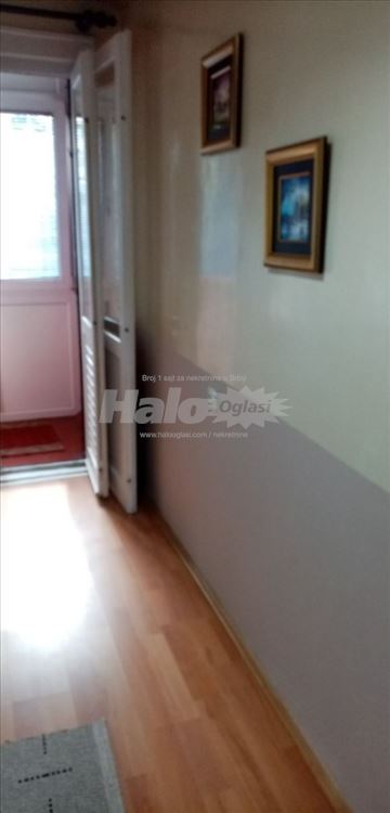 Izdajem stan u Pozeskoj, Banovo brdo — 7