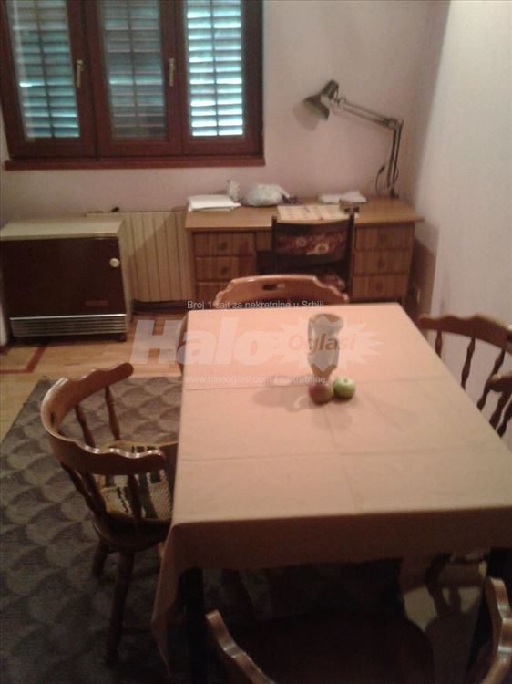 Izdajem stan u privatnoj kući — 7