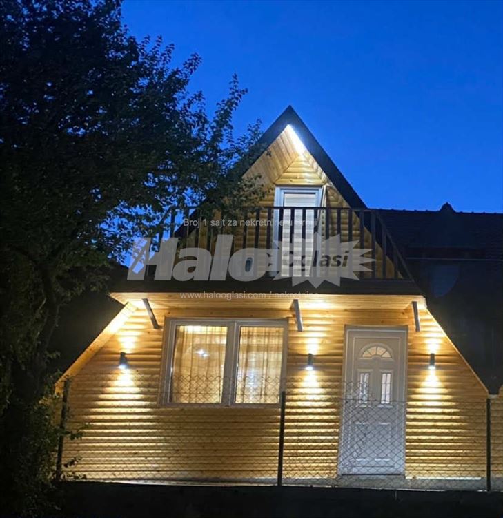 Izdajem stan u Velikom Mokrom Lugu — 12