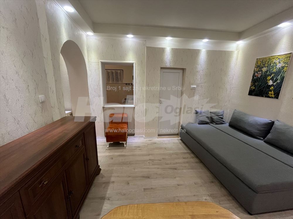 Izdajem stan u Zemunu 37m2 — 8