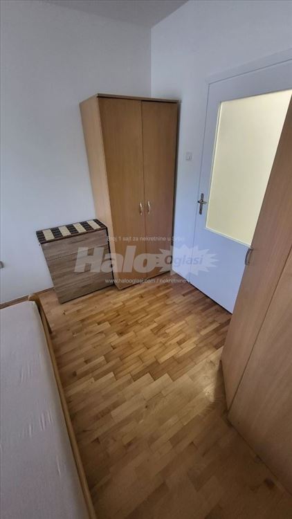 Izdajem stan u Zemunu sa uključenim troškovima — 7