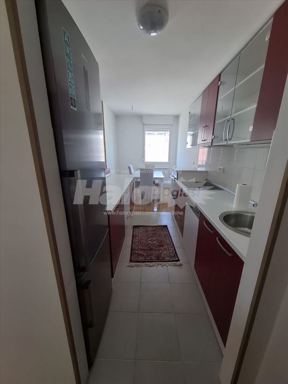 2 soban stan, Zira, Vuk, Centar, parking mesto — 4