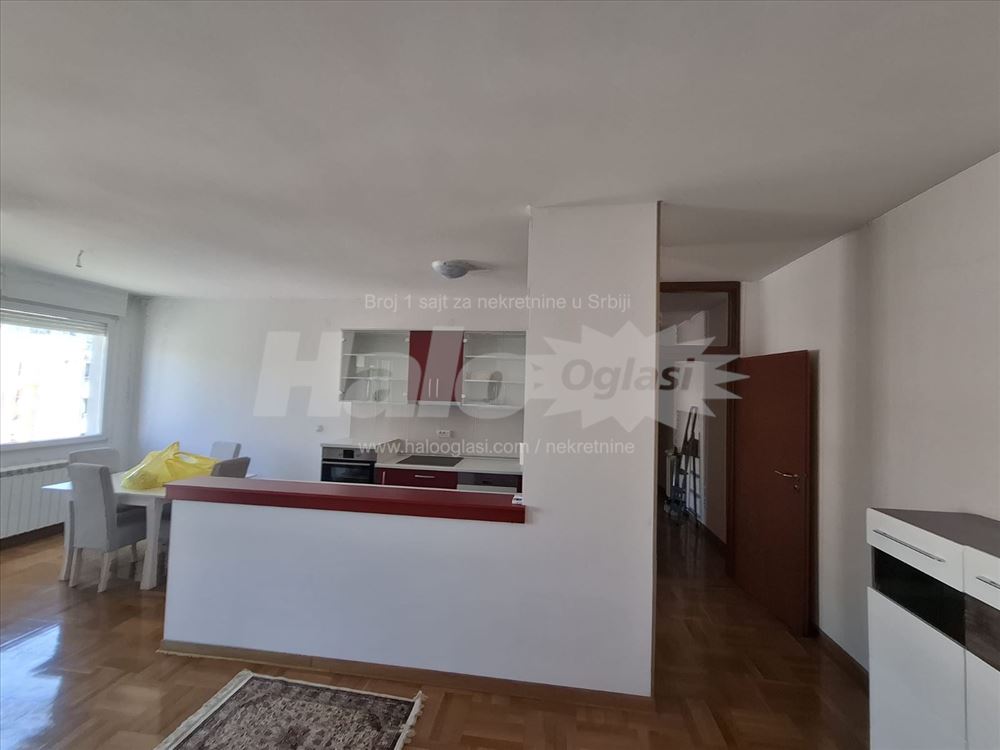 2 soban stan, Zira, Vuk, Centar, parking mesto — 9