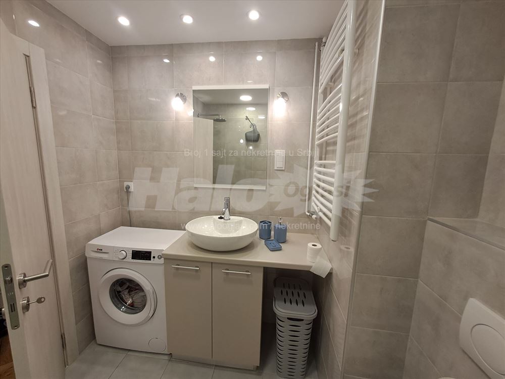 Izdajem stanu u Mirijevu 40m2 — 5