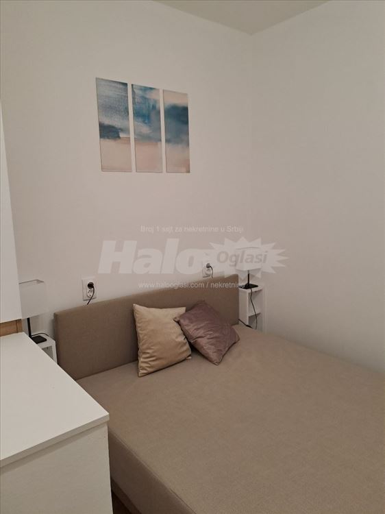 Izdajem stanu u Mirijevu 40m2 — 9