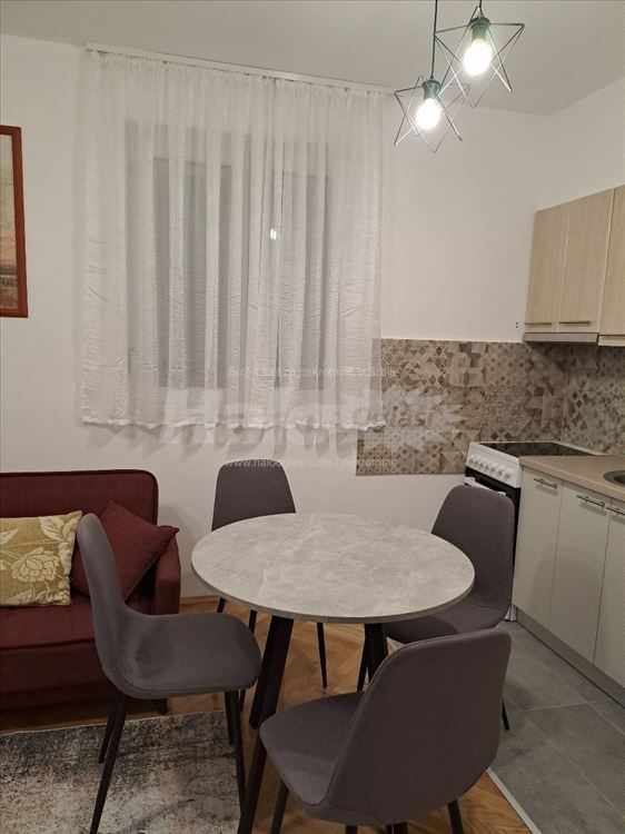 Izdajem stanu u Mirijevu 40m2 — 11