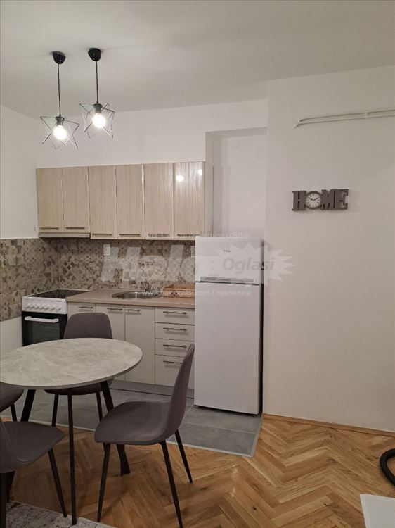 Izdajem stanu u Mirijevu 40m2 — 13
