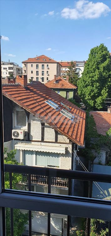 Izdajem svetlu Garsonjeru Lekino Brdo Mazuraniceva — 12