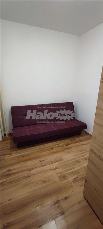 Izdajem trosoban namešten stan na Banjici — 6
