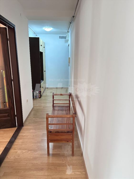 Izdajem trosoban stan 55m2 u naselju B. Jerković — 2