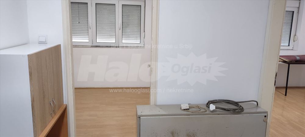 Izdajem trosoban stan od 60m2 — 4