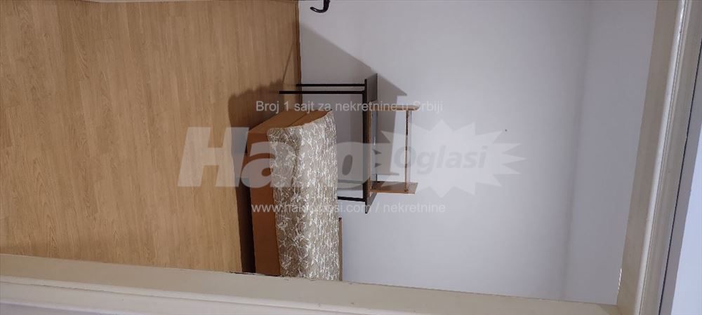 Izdajem trosoban stan od 60m2 — 8